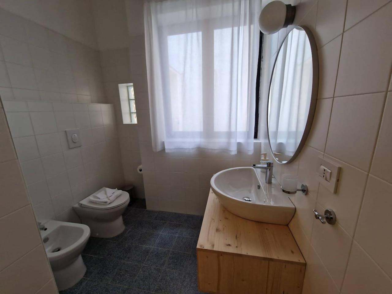 Lostabile Guesthouse & Coworking 바리 외부 사진