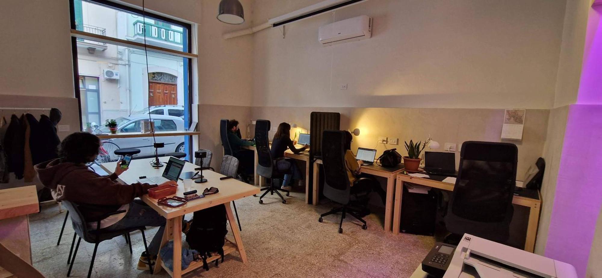 Lostabile Guesthouse & Coworking 바리 외부 사진