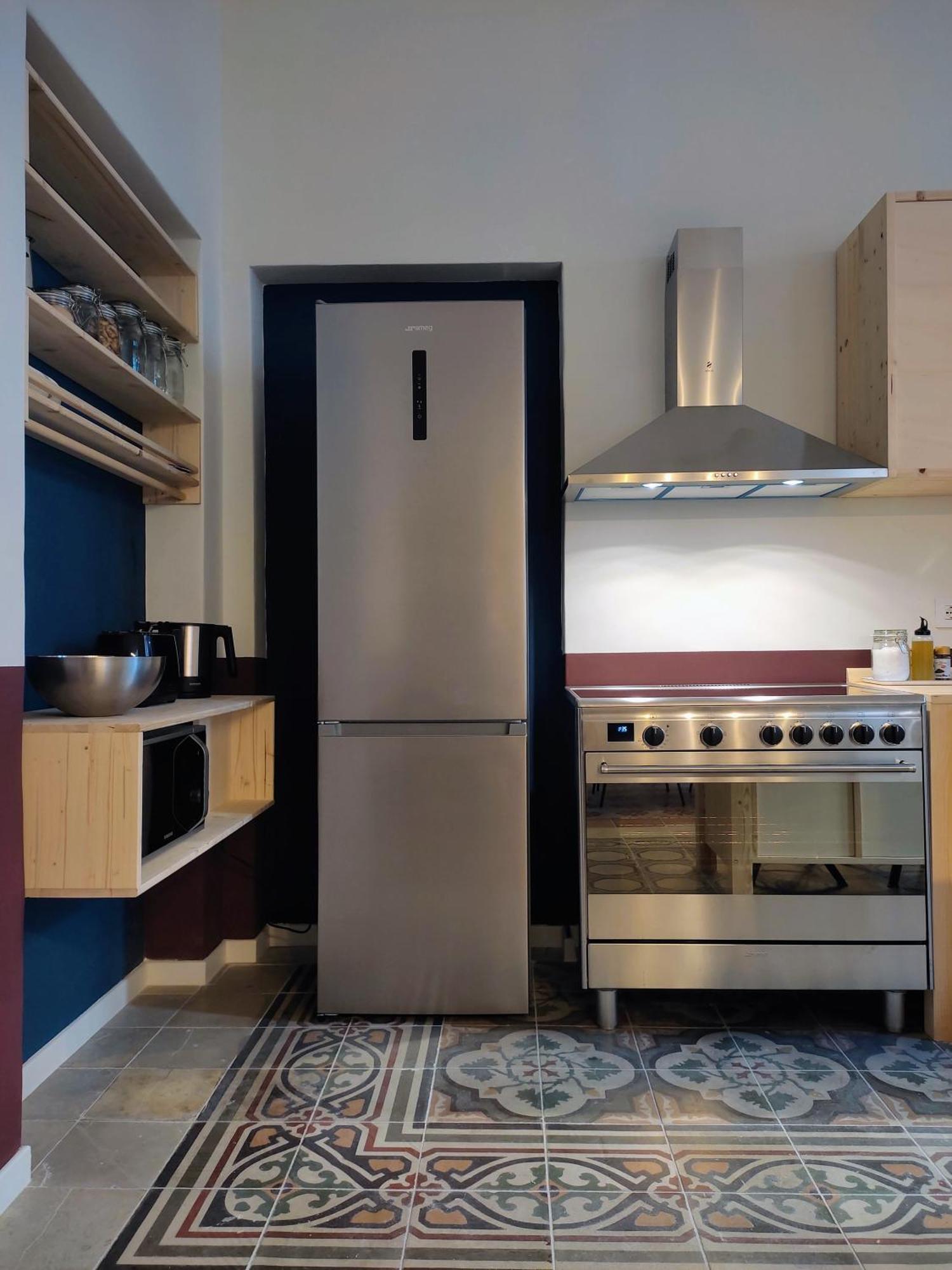 Lostabile Guesthouse & Coworking 바리 외부 사진